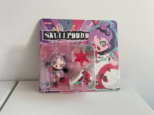 Skull Panda The Stocking Surprise – Christmas Exclusive (Hang Card)Rare Hard to Find