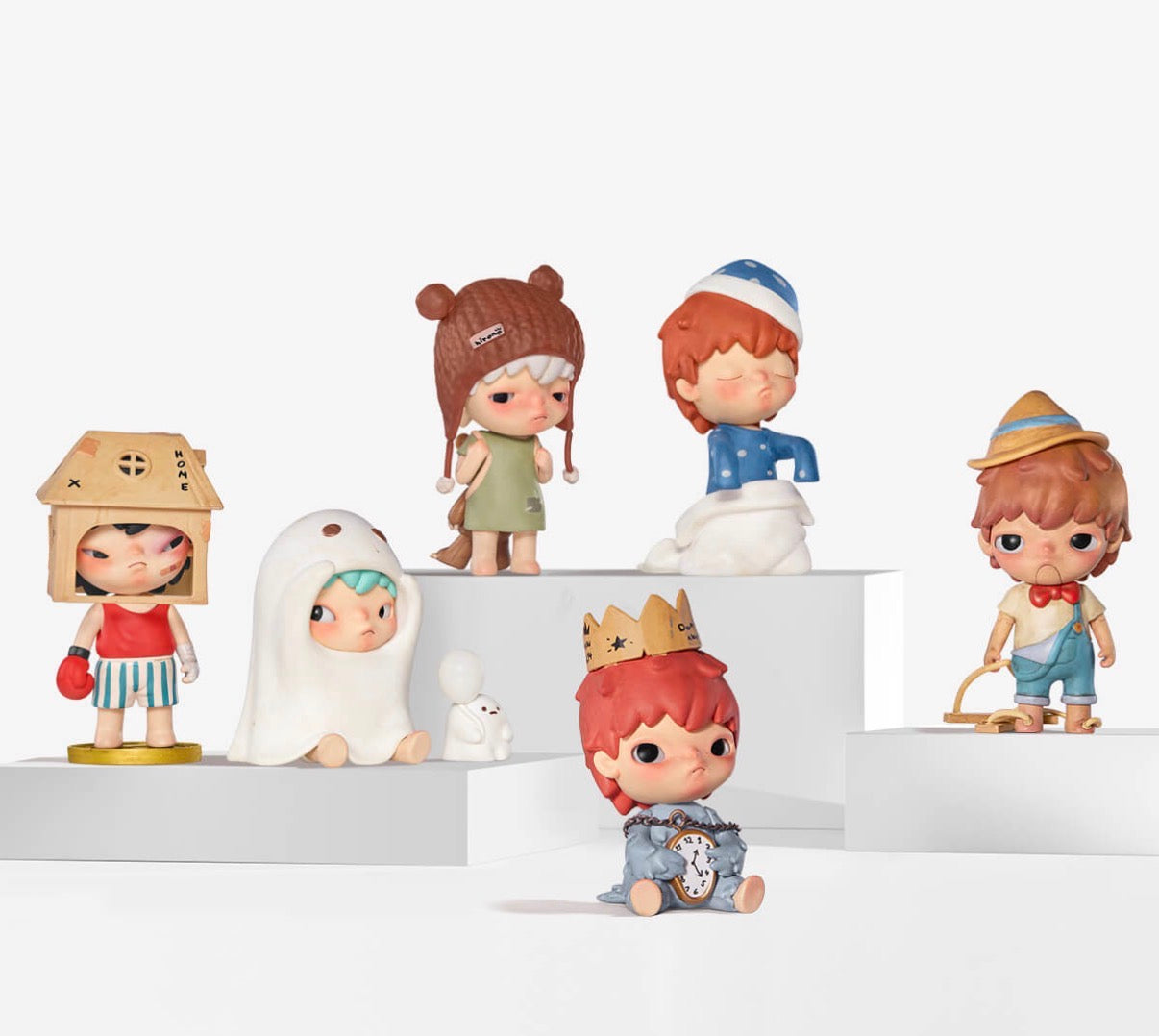 Hirono Echo Series Vinyl Figure by POP MART
